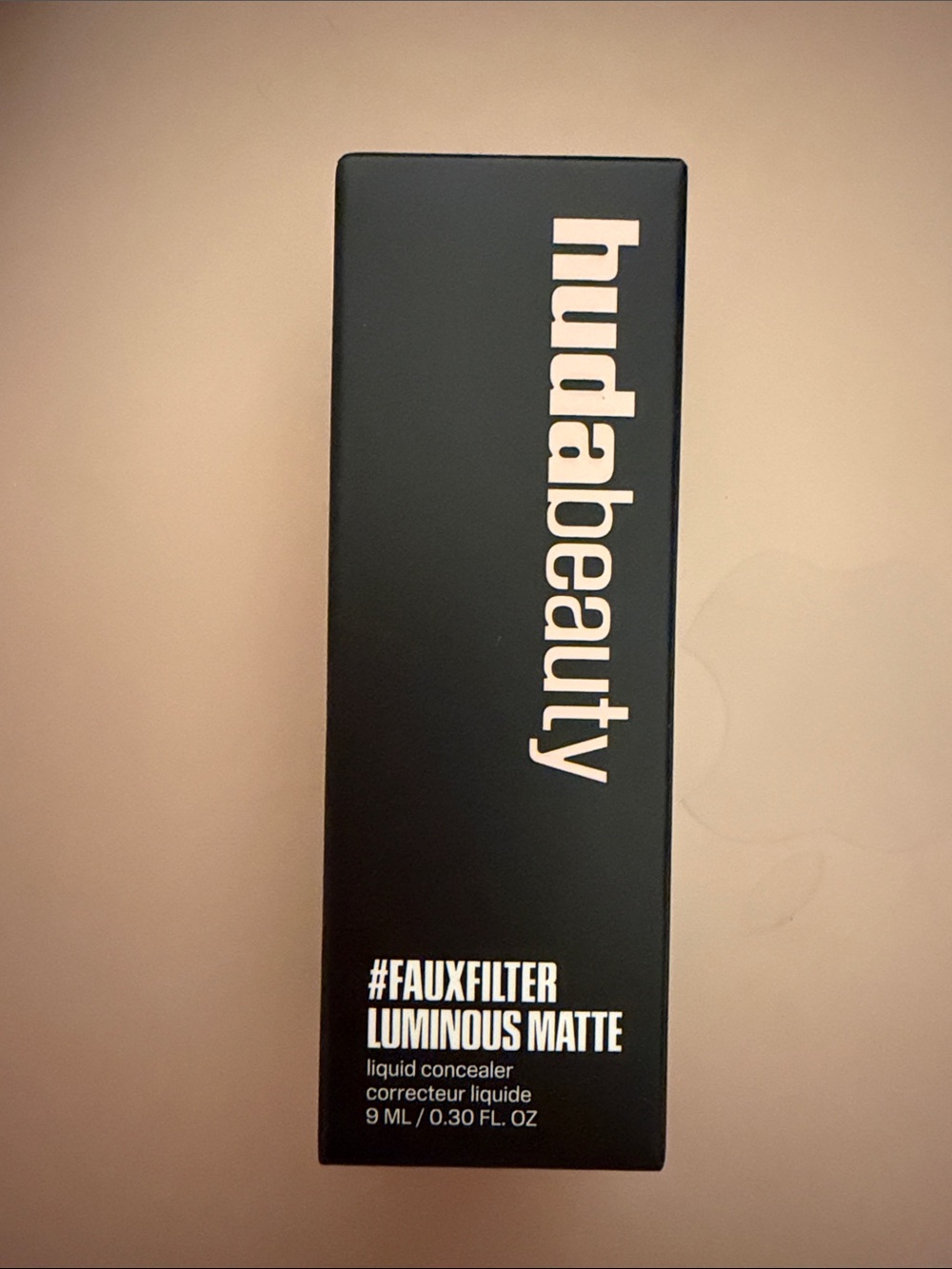 Huda Beauty #FauxFilter Luminous Matte Liquid Concealer - Sugar Biscuit